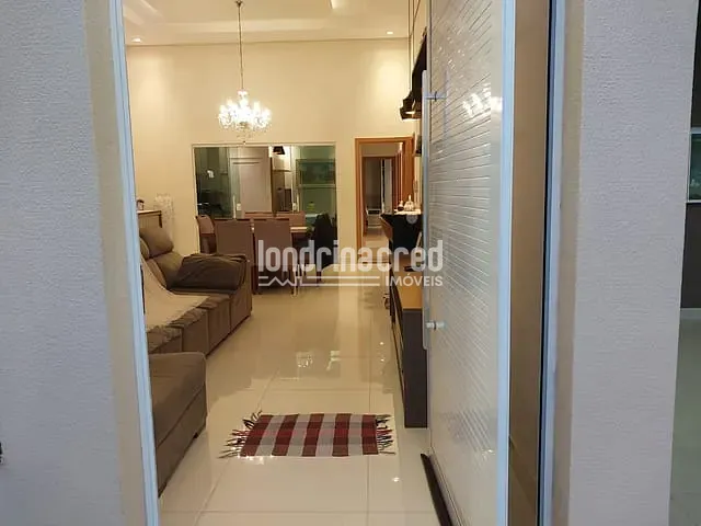 Casa com 259m² 3 quartos e 3 banheiros, à venda, no bairro CONDOMÍNIO ARAÇARI em Londrina