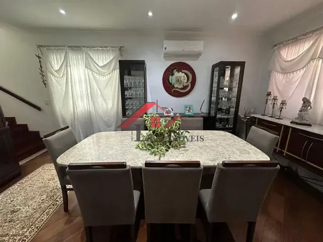 Casa com 250m² 3 quartos e 5 banheiros, à venda, no bairro Vila Santa Luzia em São Bernardo do Campo