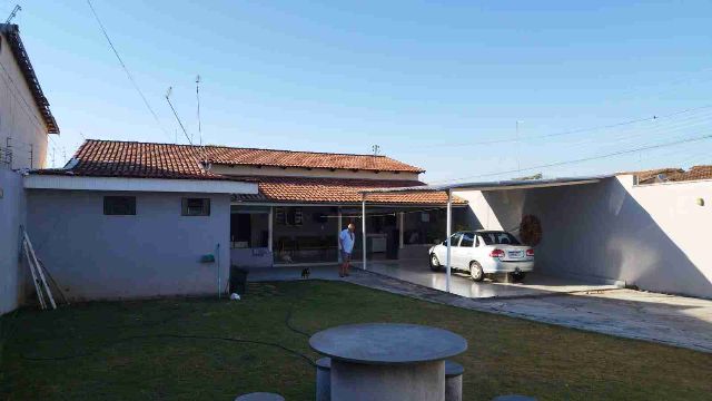 Casa 2 quartos e 2 banheiros, à venda, no bairro Residencial Ville de France em Goiânia