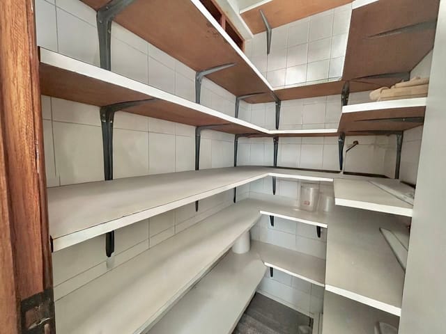 Casa com 494m² 3 quartos e 5 banheiros, à venda, no bairro Farolândia em Aracaju