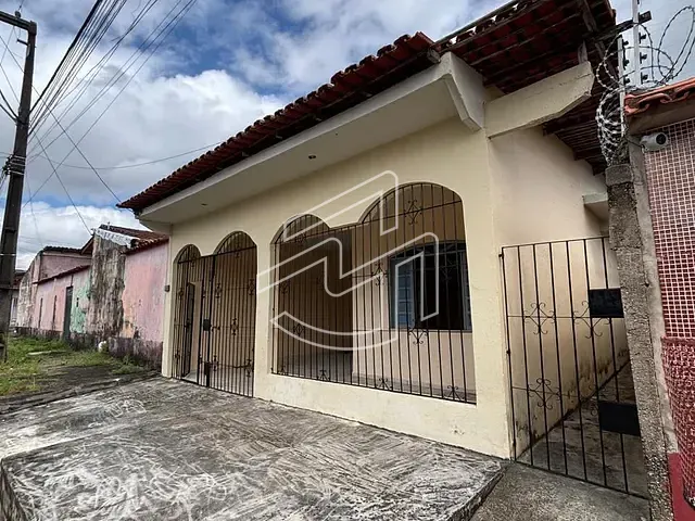Casa 2 quartos e 1 banheiro, à venda, no bairro Icuí-Guajará em Ananindeua