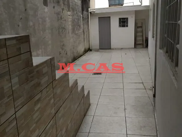 Casa com 100m² 2 quartos e 1 banheiro, para alugar, no bairro Vila Carmem em São Paulo