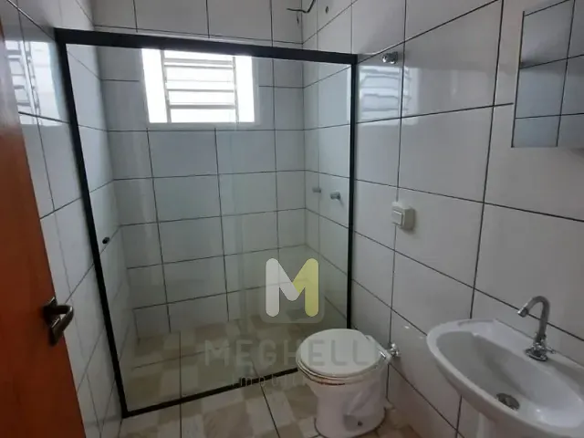 Casa com 250m² 2 quartos e 2 banheiros, para alugar, no bairro Jardim Dom Pedro I em Serrana