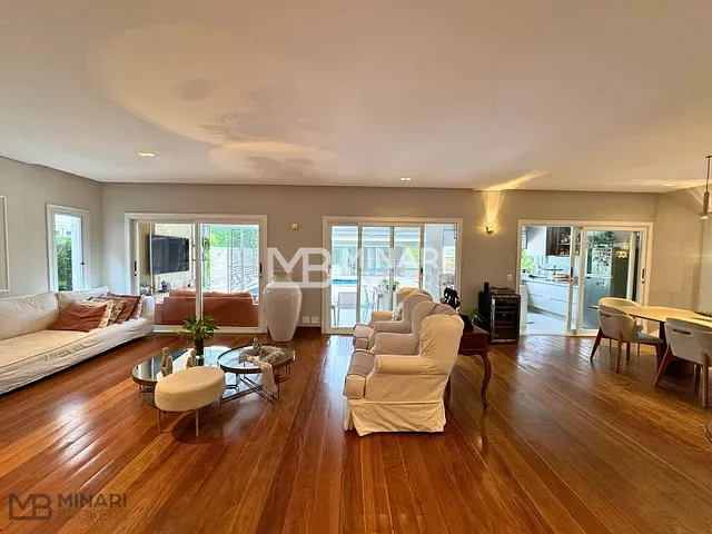 Casa com 600m² 4 quartos e 7 banheiros, à venda, no bairro Alphaville em Santana de Parnaíba
