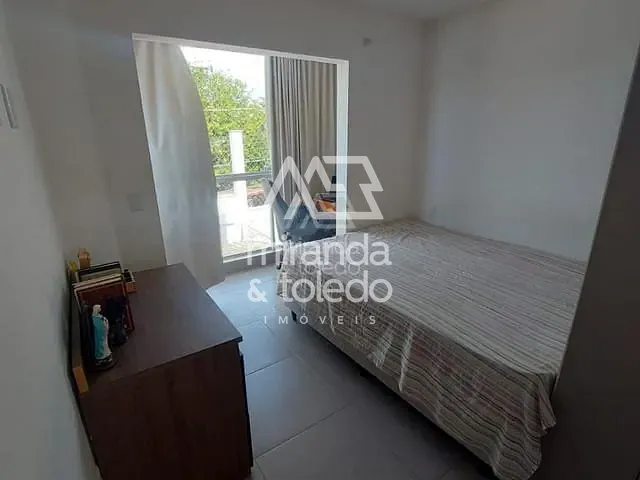 Casa com 140m² 2 quartos e 3 banheiros, à venda, no bairro Santa Mônica em Guarapari