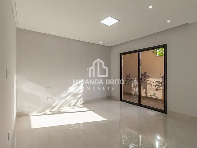 Casa com 399m² 4 quartos e 5 banheiros, à venda, no bairro Residencial Goiânia Golfe Clube em Goiânia