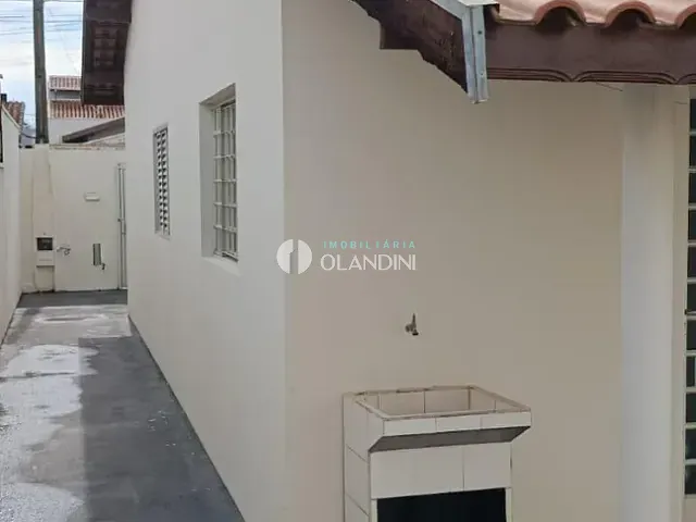 Casa com 200m² 2 quartos e 1 banheiro, à venda ou para alugar, no bairro Jardim Bela Vista I em Artur Nogueira