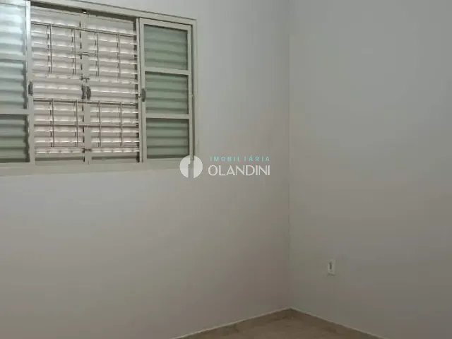 Casa com 200m² 2 quartos e 1 banheiro, à venda ou para alugar, no bairro Jardim Bela Vista II em Artur Nogueira