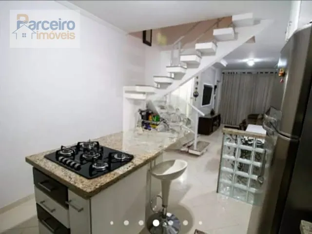 Casa 2 quartos e 3 banheiros, à venda, no bairro Vila Esperança em São Paulo