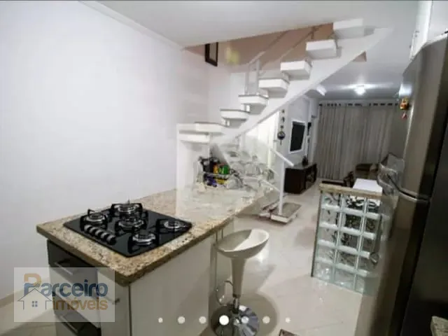 Casa 2 quartos e 3 banheiros, à venda, no bairro Vila Esperança em São Paulo