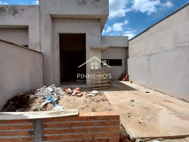 Casa com 126m² 2 quartos e 1 banheiro, à venda, no bairro Jardim Cidade Alta em Cambé