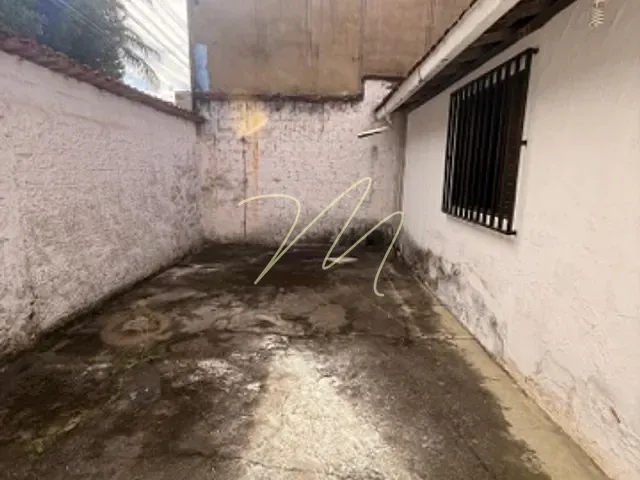 Casa 2 quartos e 2 banheiros, à venda, no bairro Hernani Sá em Ilhéus