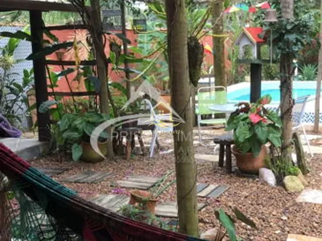 Casa com 800m² 2 quartos e 2 banheiros, à venda, no bairro Boracéia em Bertioga