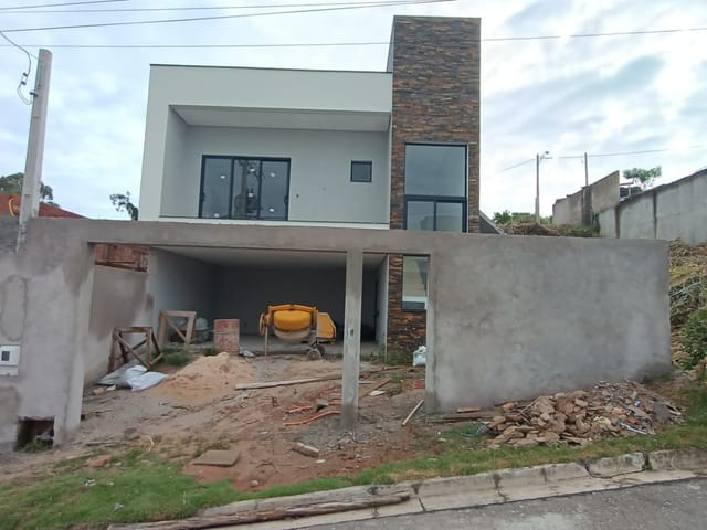 Casa com 250m² 3 quartos e 3 banheiros, à venda, no bairro Residencial Capivari em Louveira