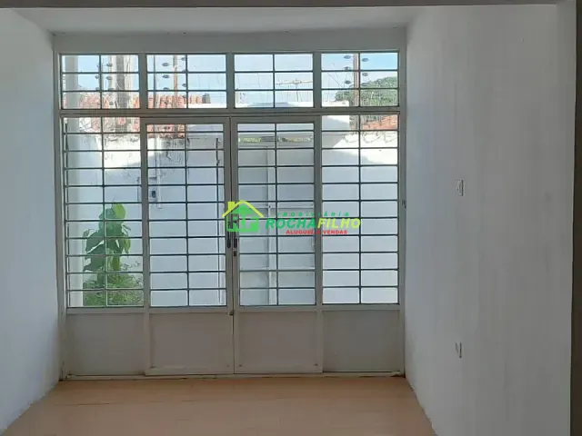 Casa com 148m² 3 quartos e 1 banheiro, à venda, no bairro Primavera em Teresina