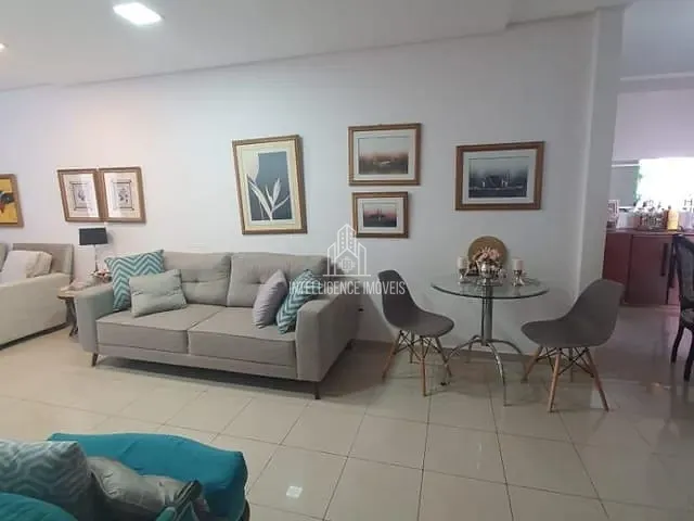 Casa com 317m² 2 quartos e 3 banheiros, à venda, no bairro Ribeirão do Lipa em Cuiabá