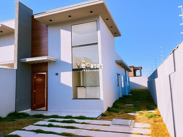 Casa com 100m² 3 quartos e 2 banheiros, à venda, no bairro Verdes Mares em Rio das Ostras