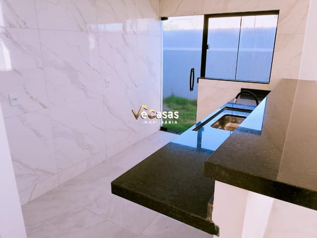 Casa com 100m² 3 quartos e 2 banheiros, à venda, no bairro Verdes Mares em Rio das Ostras
