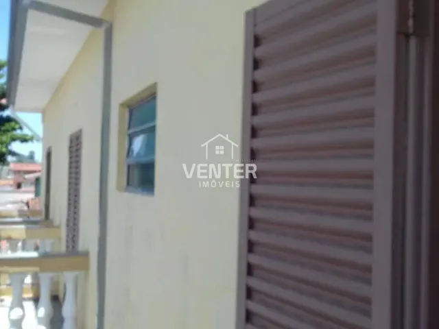 Casa com 250m² 3 quartos e 2 banheiros, à venda, no bairro Parque Aeroporto em Taubaté