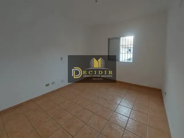 Sobrado 4 quartos e 3 banheiros, para alugar, no bairro Vila Bertioga em São Paulo