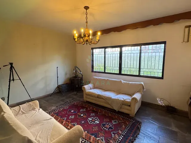Casa com 1440m² 4 quartos e 6 banheiros, para alugar, no bairro Vila Gomes em Campo Grande