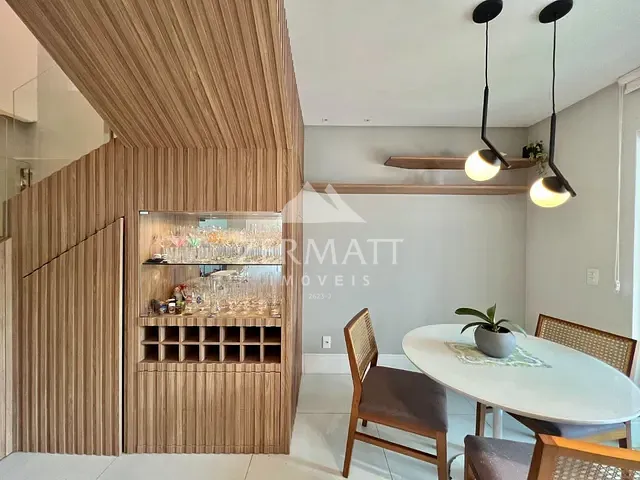 Casa com 250m² 3 quartos e 3 banheiros, à venda, no bairro Ponta Aguda em Blumenau