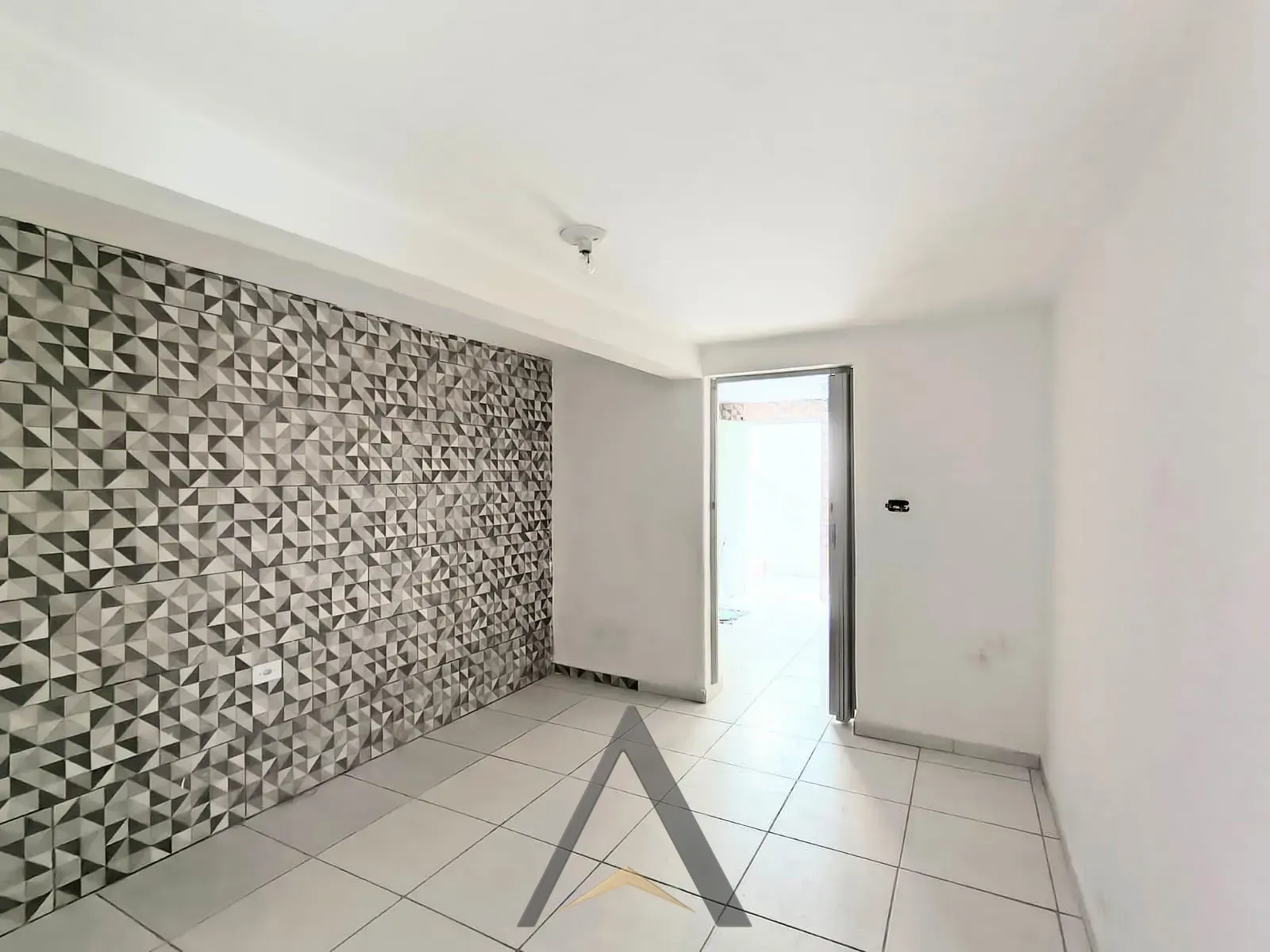 Casa, 1 quarto, 50 m² - Foto 1