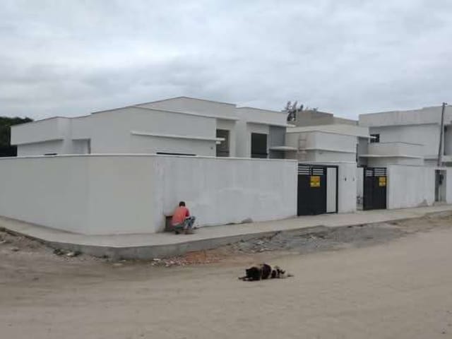 Casa 3 quartos e 2 banheiros, à venda, no bairro Enseada das Gaivotas em Rio das Ostras
