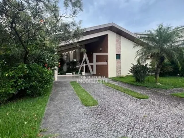 Casa com 438m² 3 quartos e 2 banheiros, à venda, no bairro Esplanada Independência em Taubaté