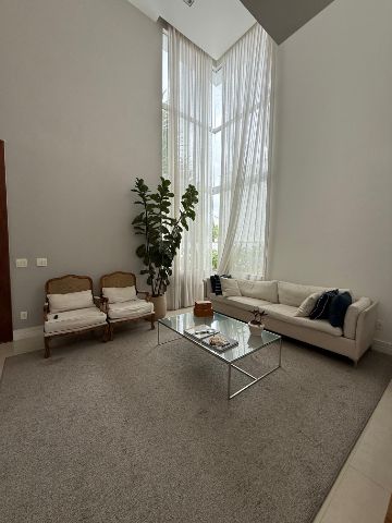 Casa com 480m² 4 quartos e 2 banheiros, à venda, no bairro Parque Califórnia em Avenida Alberto Lamego
