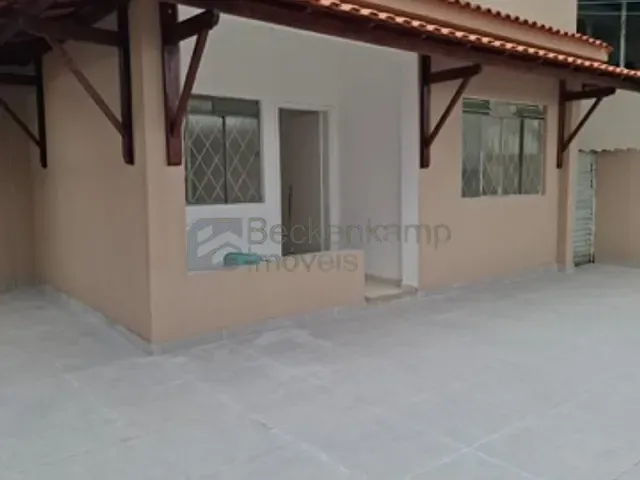 Casa 3 quartos e 1 banheiro, para alugar, no bairro Água Limpa em Volta Redonda