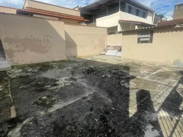 Casa 3 quartos e 1 banheiro, para alugar, no bairro Água Limpa em Volta Redonda