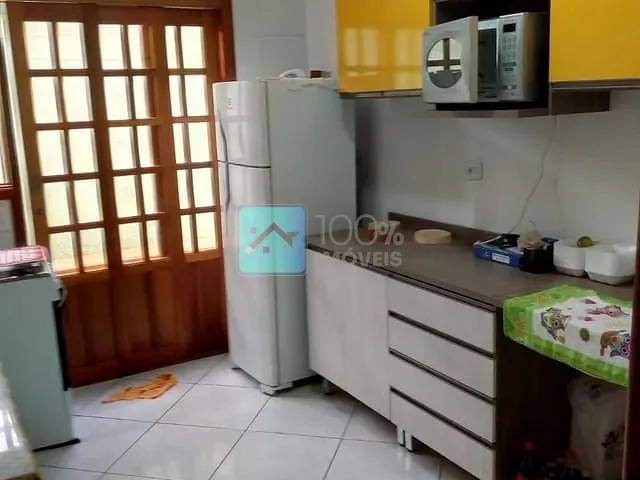 Casa com 300m² 4 quartos e 3 banheiros, à venda, no bairro Cidade Morumbi em São José dos Campos