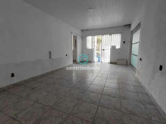 Casa com 180m², para alugar, no bairro Vila Isabel em Rio de Janeiro