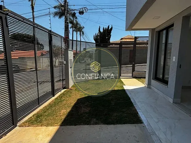 Casa com 112m² 3 quartos e 3 banheiros, à venda, no bairro Planalto em Belo Horizonte