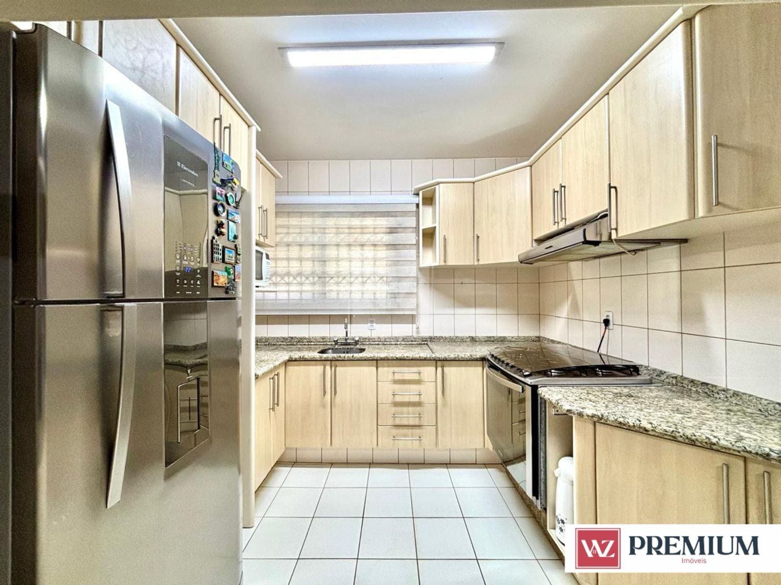 Casa à venda com 3 quartos, 10m² - Foto 31