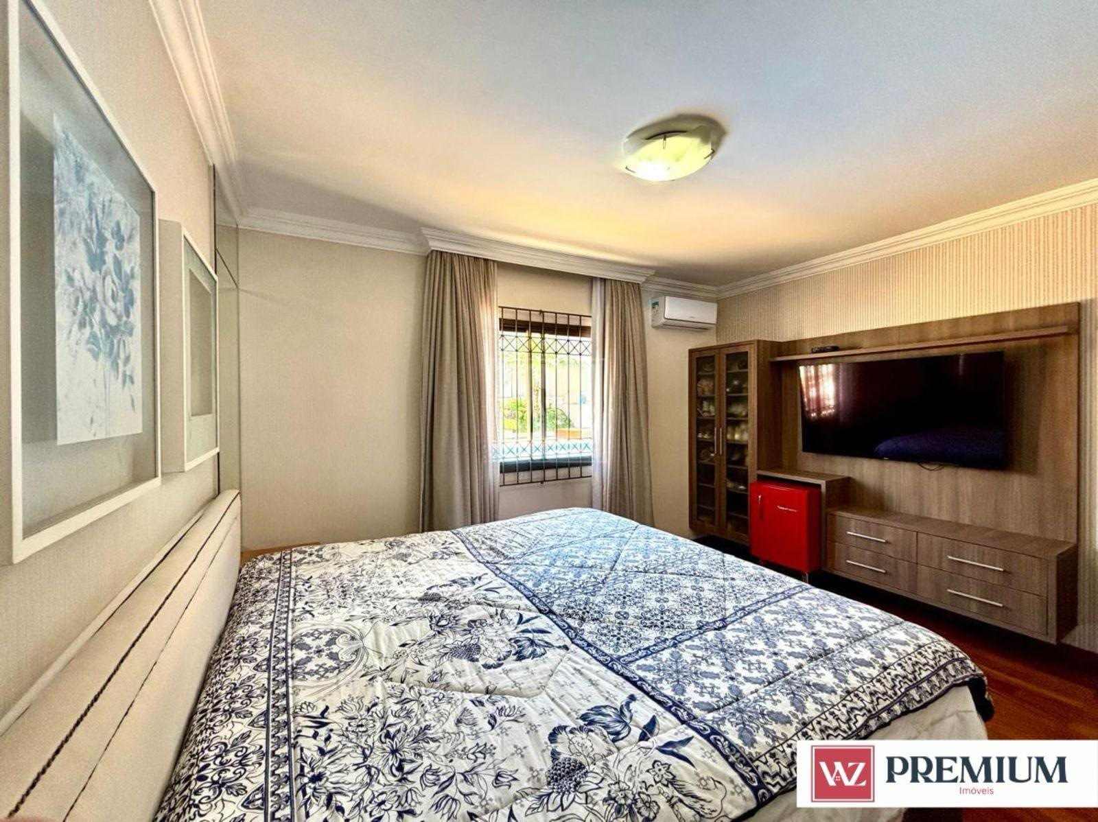 Casa à venda com 3 quartos, 10m² - Foto 42