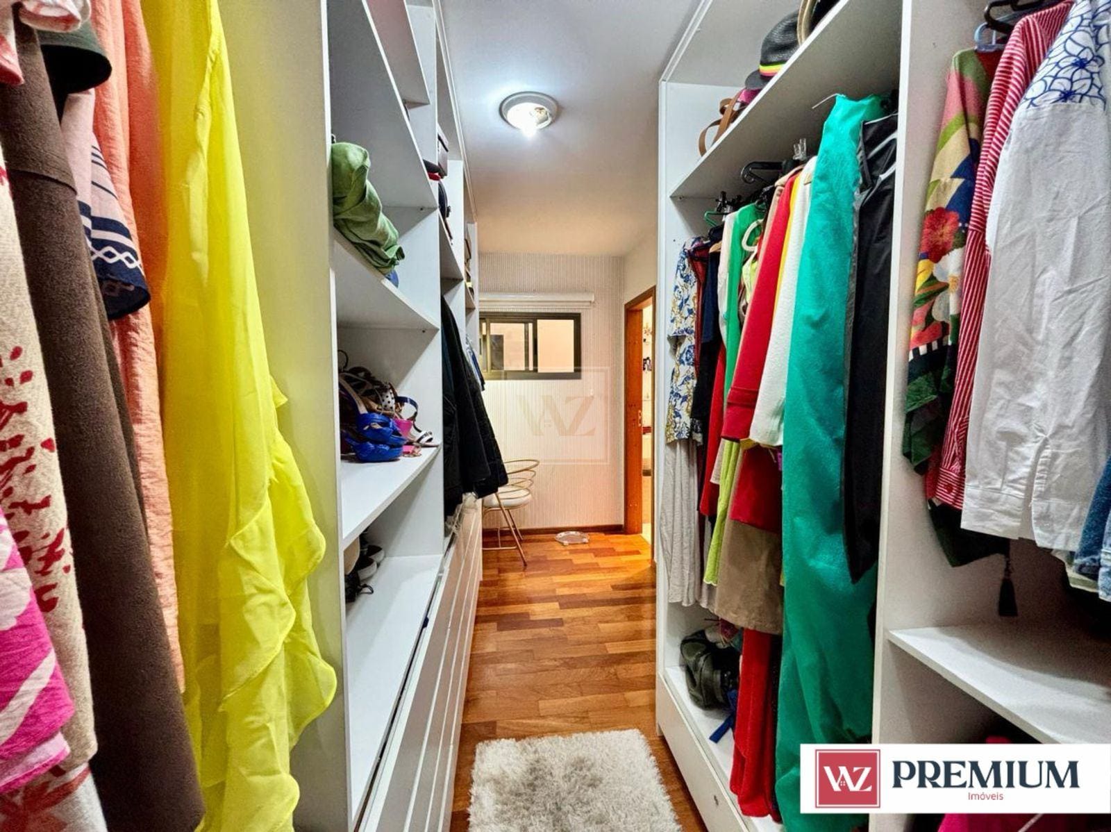 Casa à venda com 3 quartos, 10m² - Foto 45