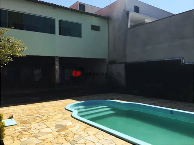 Casa com 310m² 2 quartos e 1 banheiro, à venda, no bairro Jardim Santa Maria em Capivari