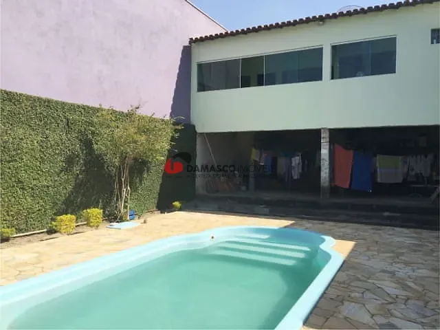 Casa com 310m² 2 quartos e 1 banheiro, à venda, no bairro Jardim Santa Maria em Capivari