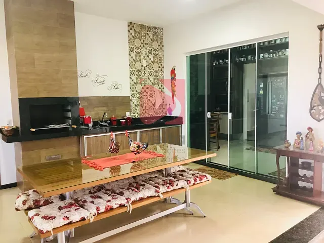 Casa 3 quartos e 2 banheiros, à venda, no bairro Jardim São Fernando em Pirassununga