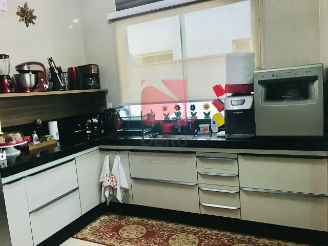 Casa 3 quartos e 2 banheiros, à venda, no bairro Jardim São Fernando em Pirassununga