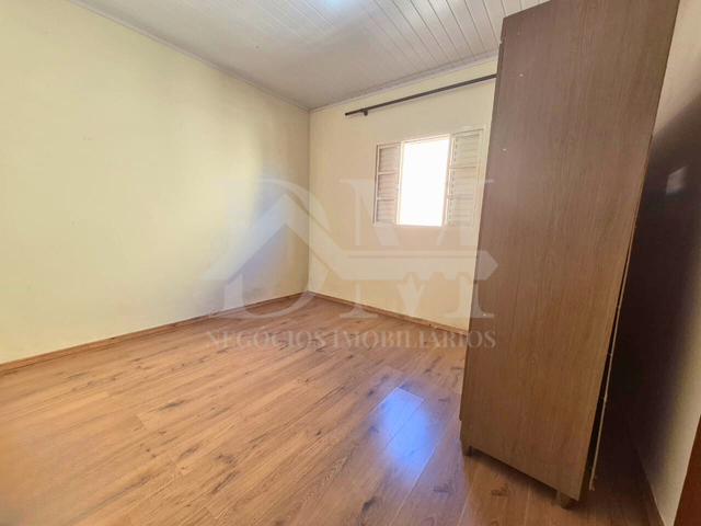 Casa com 577m² 3 quartos e 2 banheiros, à venda, no bairro Fluviópolis em Jaguariaíva