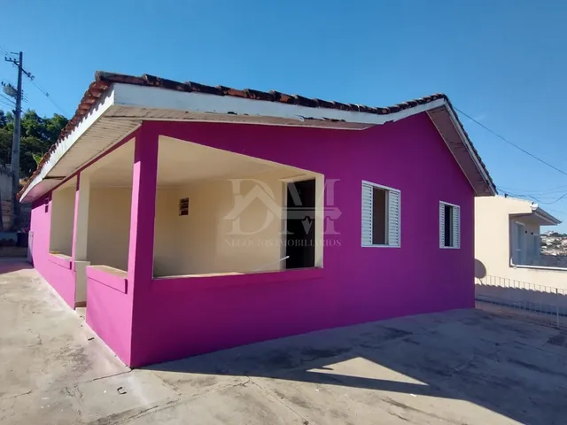 Casa com 577m² 3 quartos e 2 banheiros, à venda, no bairro Fluviópolis em Jaguariaíva