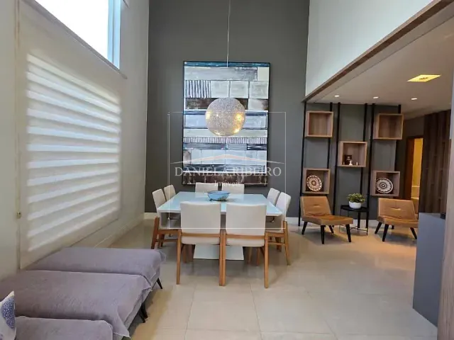 Casa com 373m² 4 quartos e 5 banheiros, à venda, no bairro Vivendas do Arvoredo em Londrina