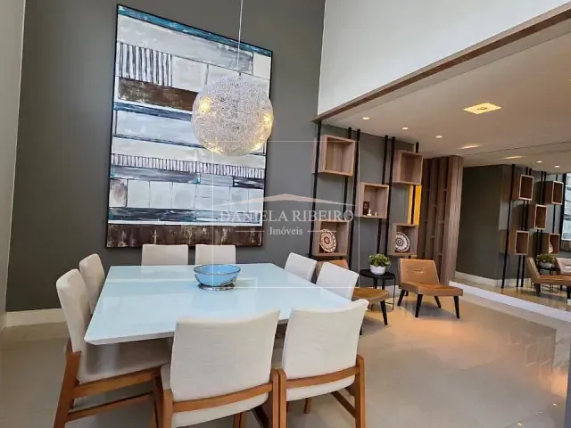 Casa com 373m² 4 quartos e 5 banheiros, à venda, no bairro Vivendas do Arvoredo em Londrina