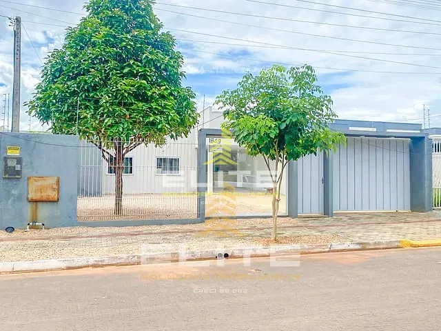 Casa 2 quartos e 3 banheiros, à venda, no bairro Santa Clara em Sorriso