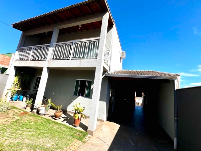 Casa com 265m² 3 quartos e 3 banheiros, à venda, no bairro Ideal em Londrina
