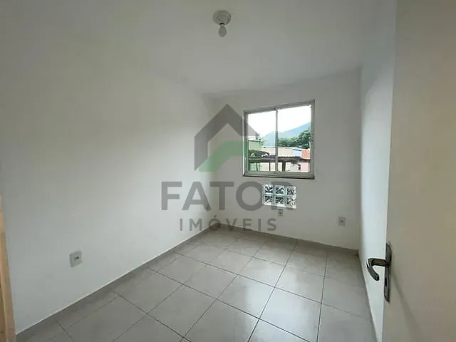 Casa 3 quartos e 3 banheiros, à venda, no bairro Centro em Mesquita