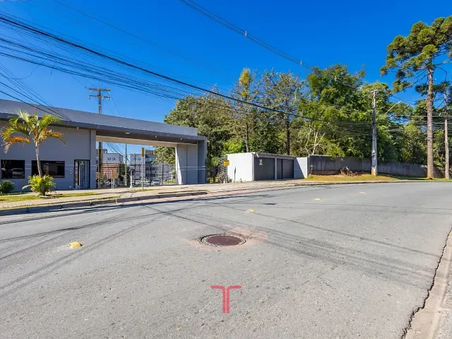 Casa com 90m² 3 quartos e 1 banheiro, à venda, no bairro Cidade Industrial em Curitiba